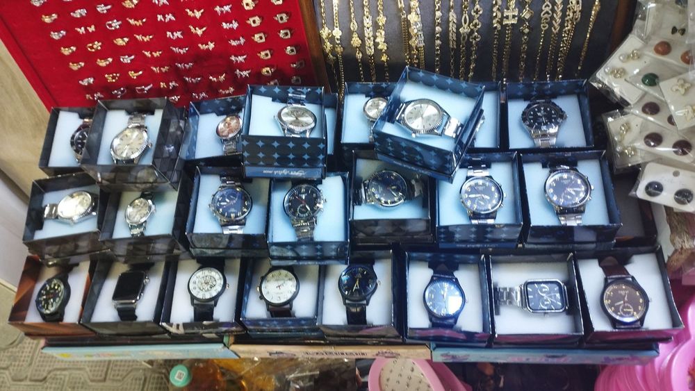 Soatlar sovğalar uchun