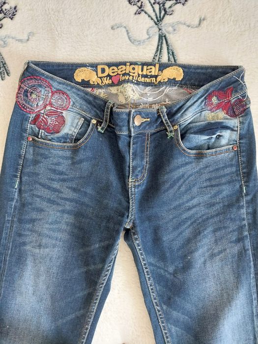 Джинсы брендовые Desigual