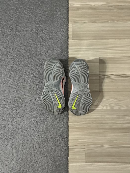 Маратонки Nike Топ цена