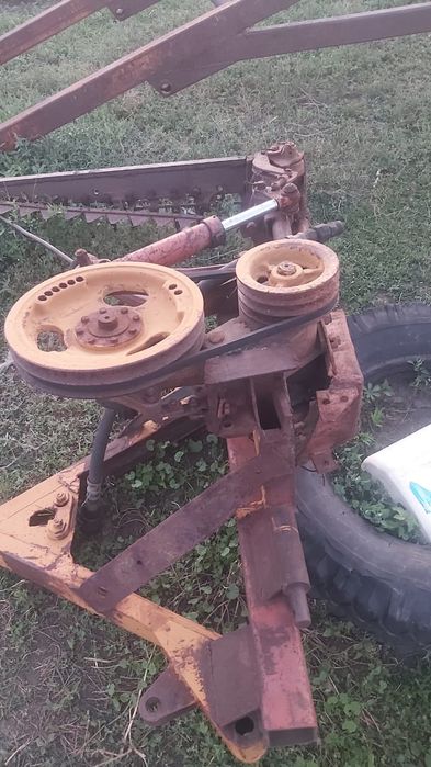 Трактор с камплектующими