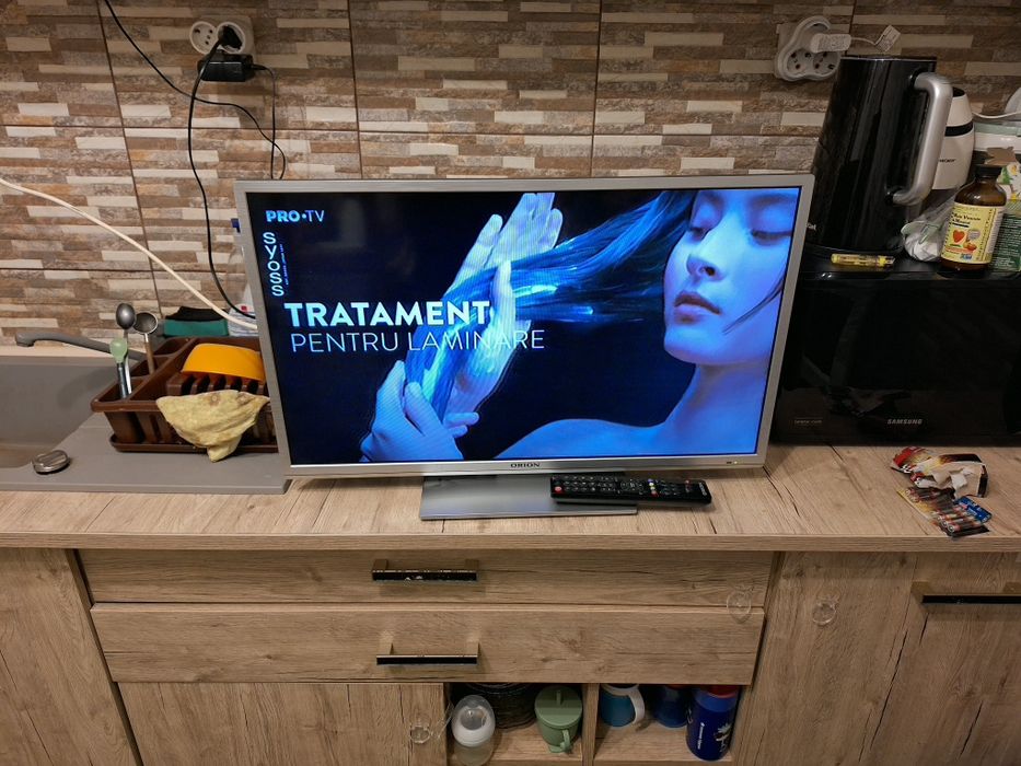 Televizor Orion  cu telecomanda