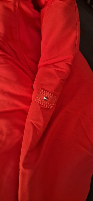 Geaca Tommy Hilfiger mărimea 164
