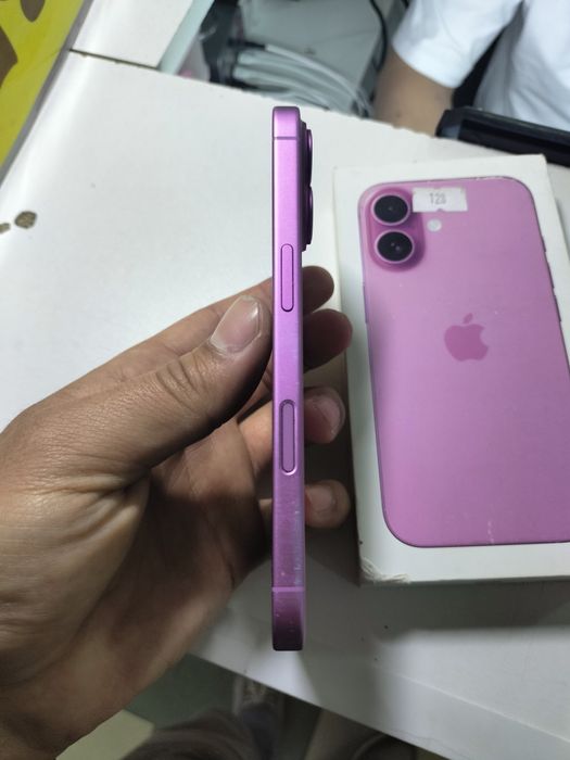 Айфон 16 128гб ёмкост 93