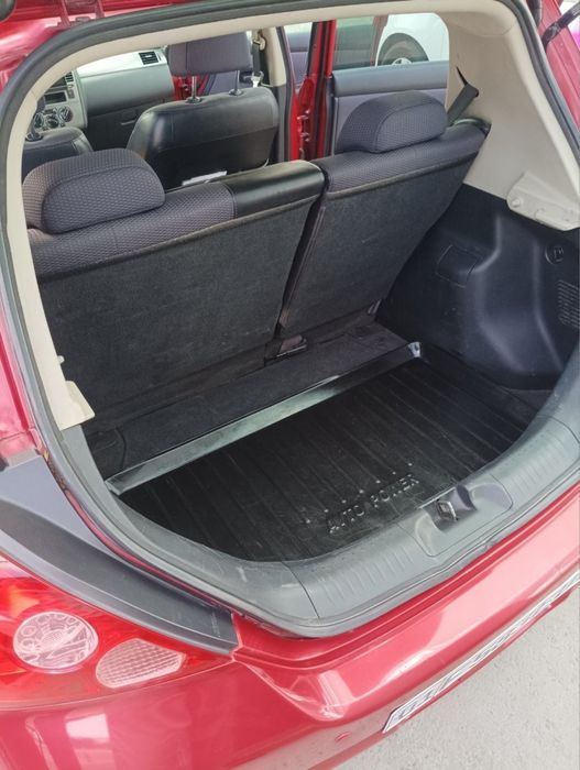 Nissan Tiida 2008