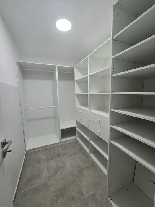 Inchiriez apartament - 2 camere + parcare + boxa - Cartier Maurer