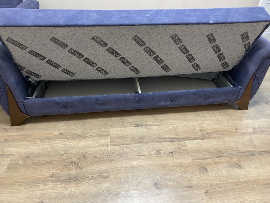 Диван раскладной и кресло