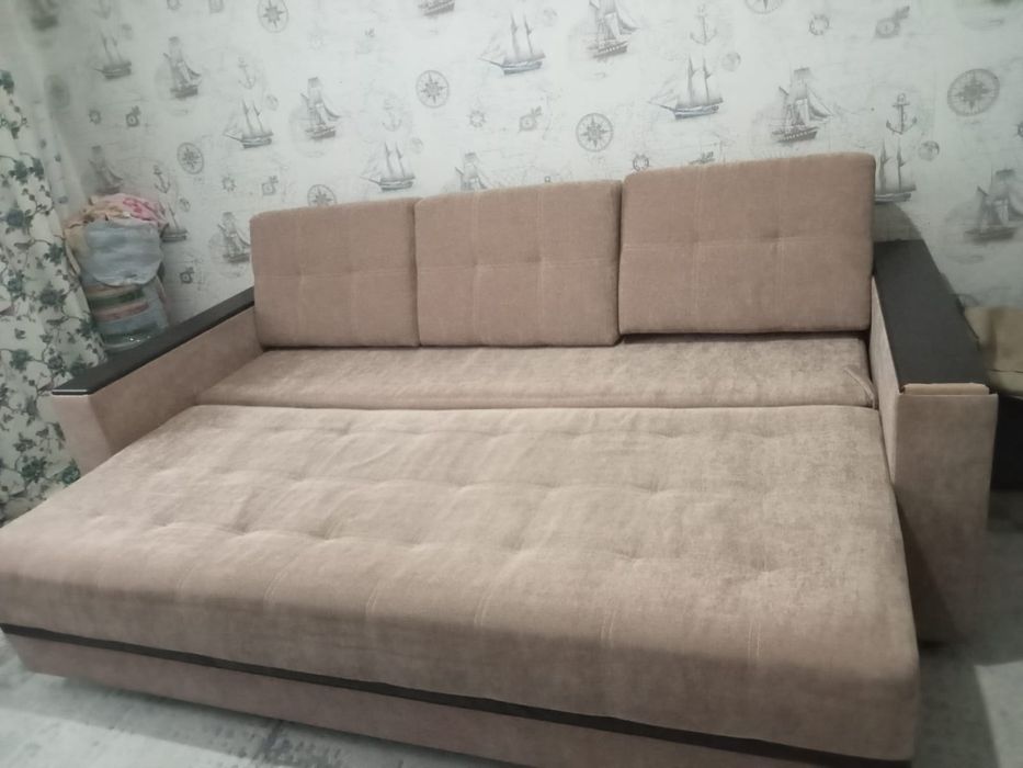 Продам хороший диван