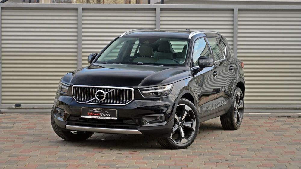 Volvo XC 40 Garantie/Interior piele/Volan-scaune incalzite/Jante 20/Keyless/Camera