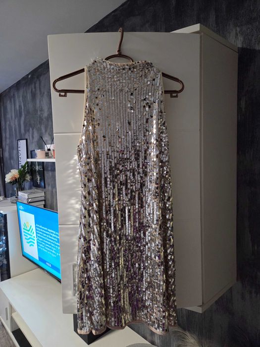 Бляскава рокля, М размер