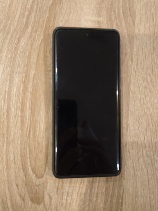 Xiaomi Redmi Note 13 Pro +