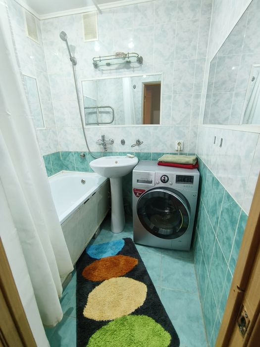 Сдам 2 ком Универмаг