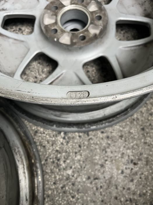 OZ MAE  5 112 18 mercedes audi vw