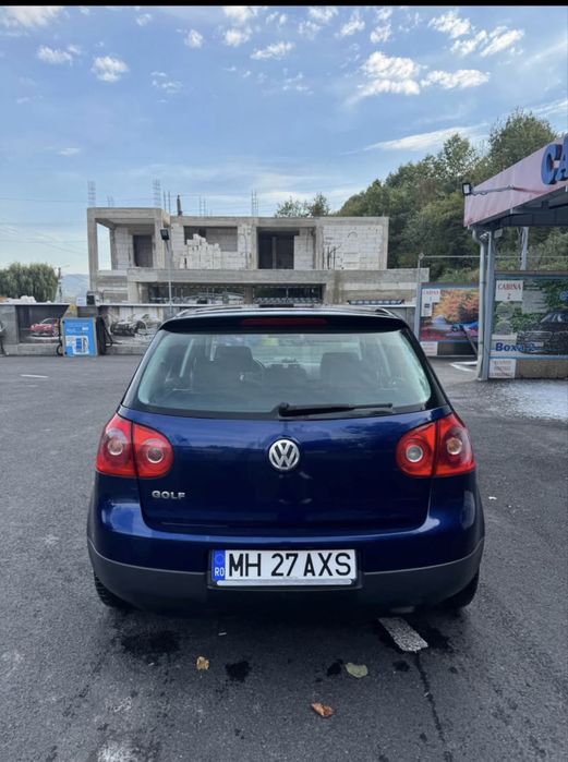 Volkswagen Golf 5 (2005) 1.4 FSI