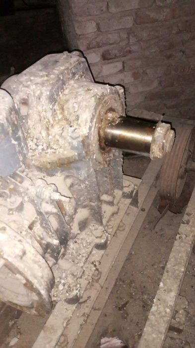 Лифтовой редуктор