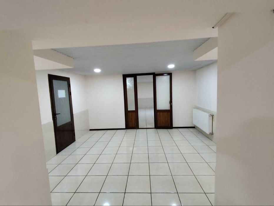 Дом под представительство Текстиль 13-ком 1000 м² 6-сот парковка