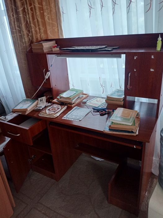 Компьютерный стол