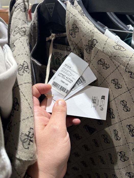 Geaca Guess Model nou