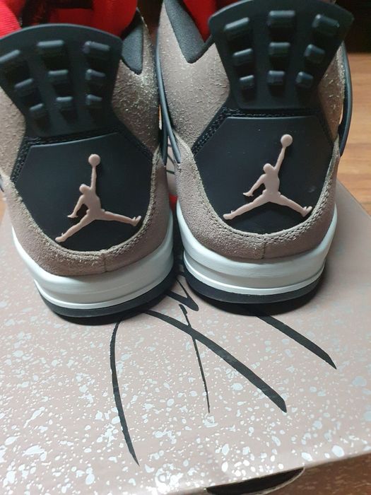 Jordan 4 retro "Taupe Haze"