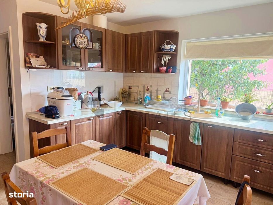 Casa de vanzare in cartierul Tineretului