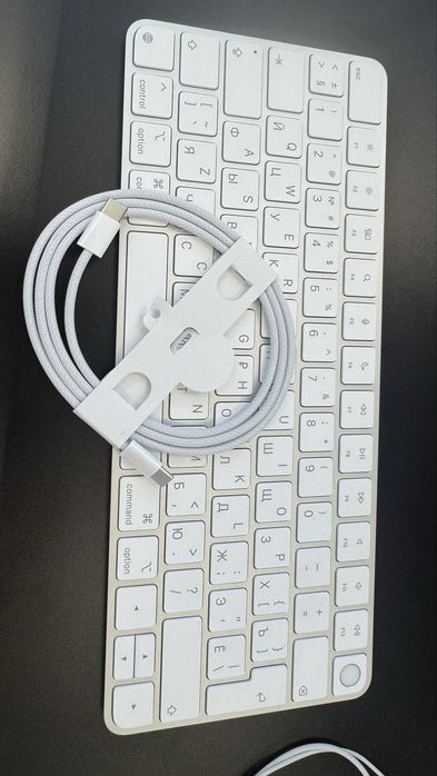 Apple magic keyboard touch id