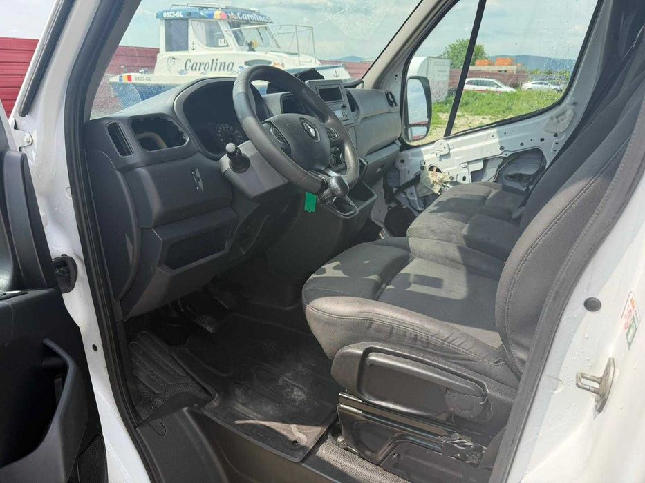 Renault Master Prelata 8 pal 2022