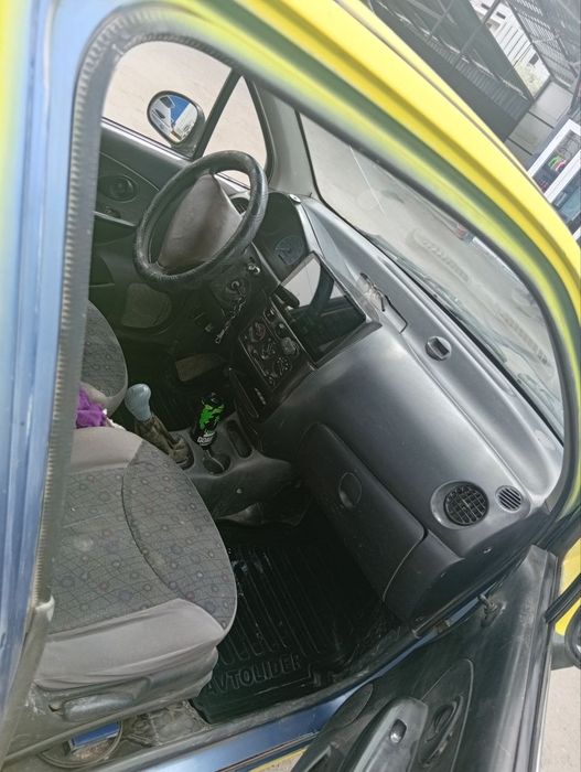 Matiz sotiladi 2400$