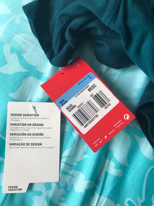 Nike оригинална мъжка тениска със свежи цветове