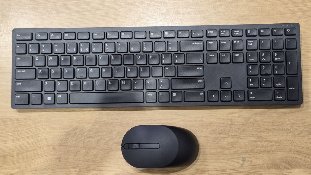 kit tastatura și mouse wireless Dell 3121wp