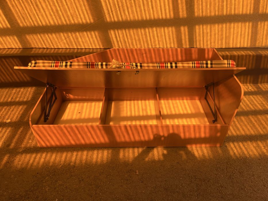 Детская кровать со встроенным местом хранения