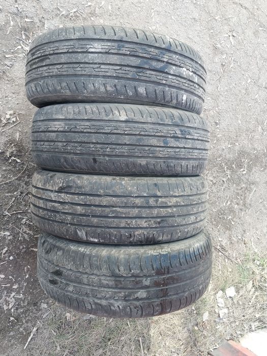 4 шины 215 65 R16. Разные фирмы. Читаем описание.
