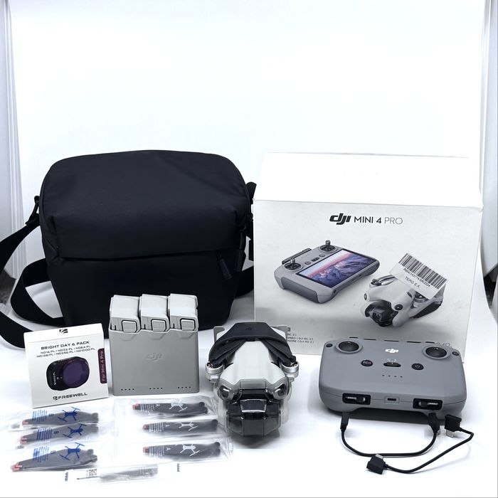 Drona DJI Mini 4 Pro Fly More Combo | ca NOUA | Full Box | Factura + Garantie | Pret Fix |