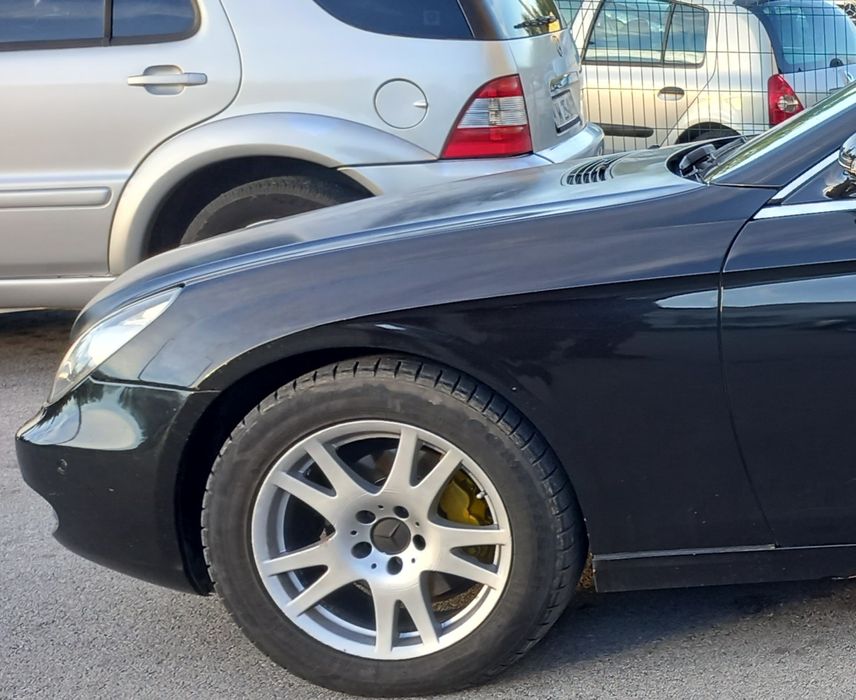 Калник Мерцедес cls w219 ляв десен Mercedez цлс w219 калници