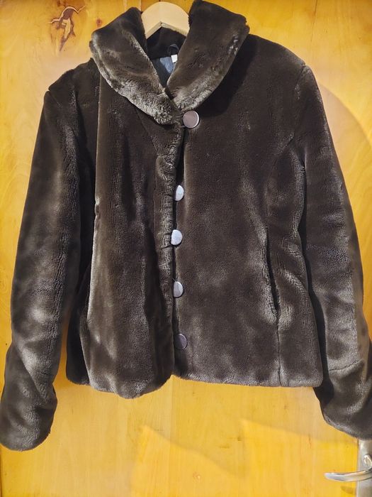 Зимно късо палто