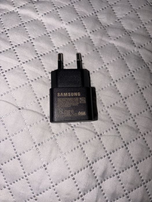 Продам адаптер оригинал