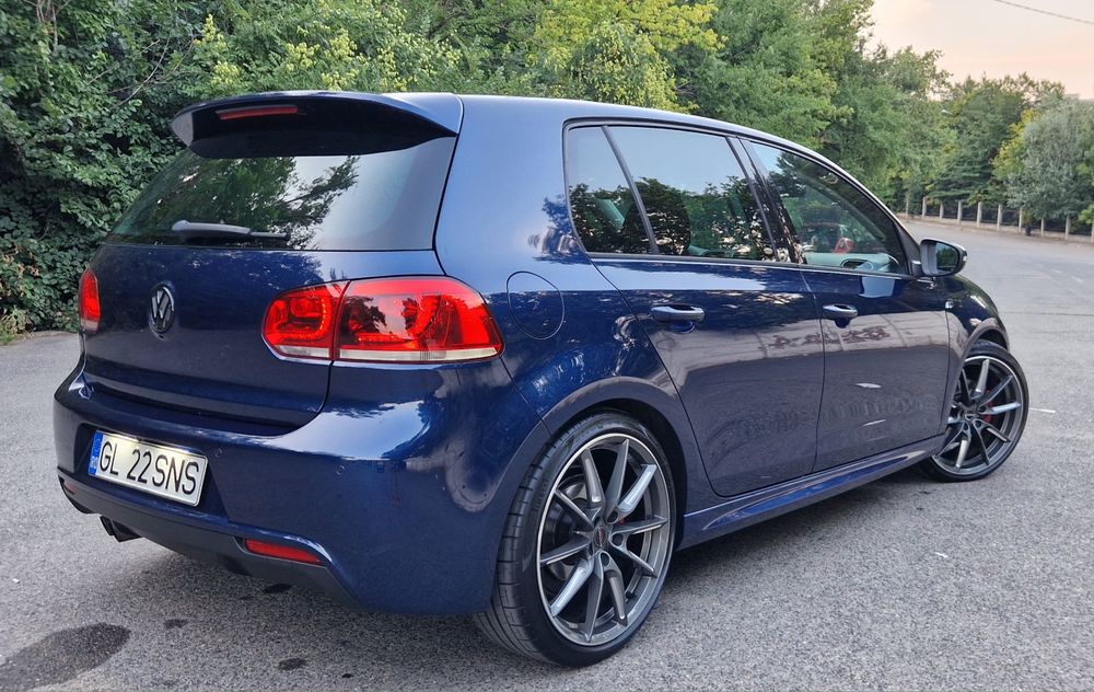 VW Golf 6 2.0 tdi R-Line