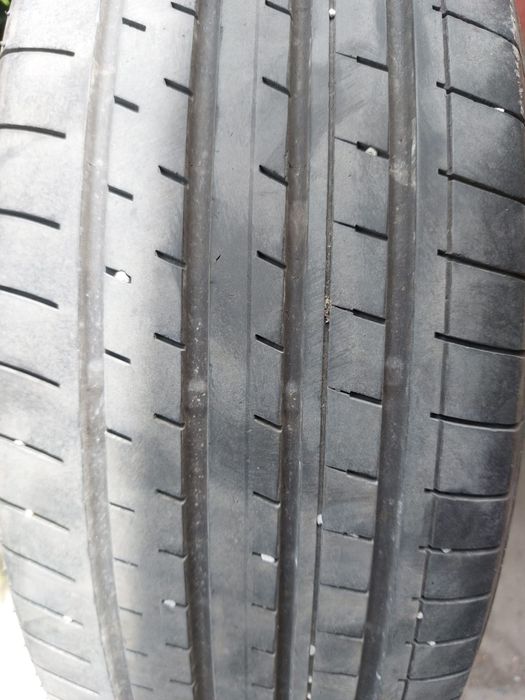 Anvelope Yokohama BluEarth XT AE61  235/60R18 103H