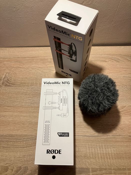 Rode Videomic NTG - Ca Nou - Deadcat