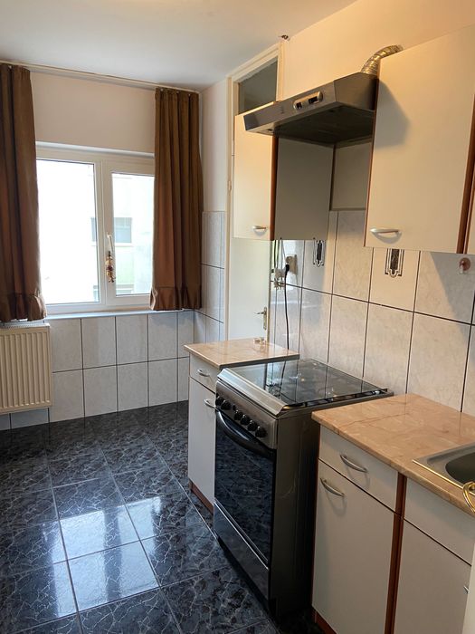 PROPRIETAR, închiriez 2 camere Aviației, etaj 3/4, 56 mp, Crystal Palace