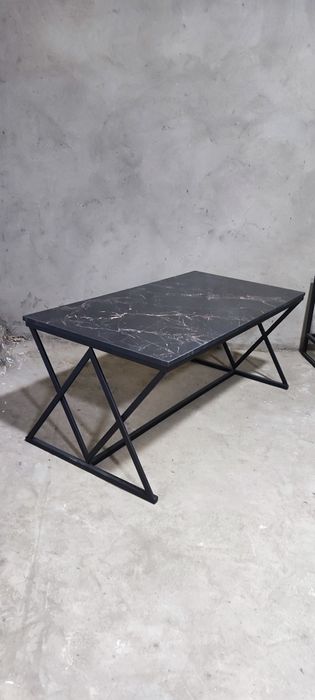 Журнальный столик в стиле лофт