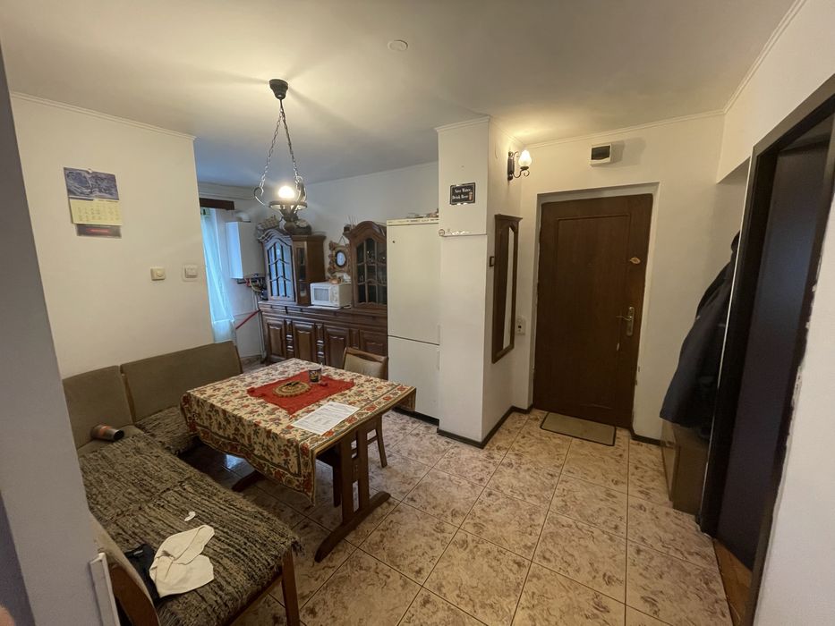 Apartament cu 3 camere in Tudor de ichiriat