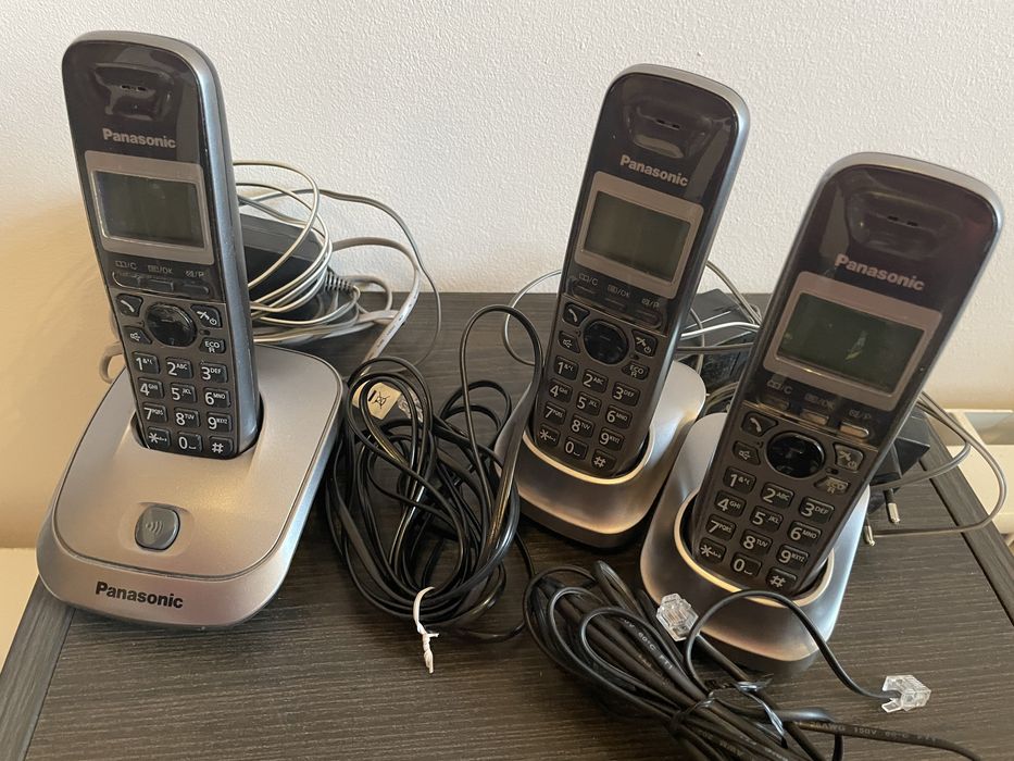 Стационарни телефони Panasonic  комплект