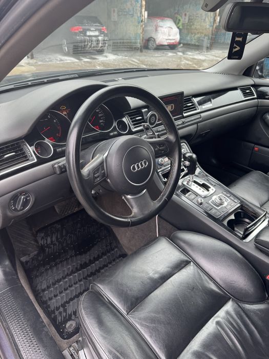 Audi A8 D3 4.2 Бензин/Газ