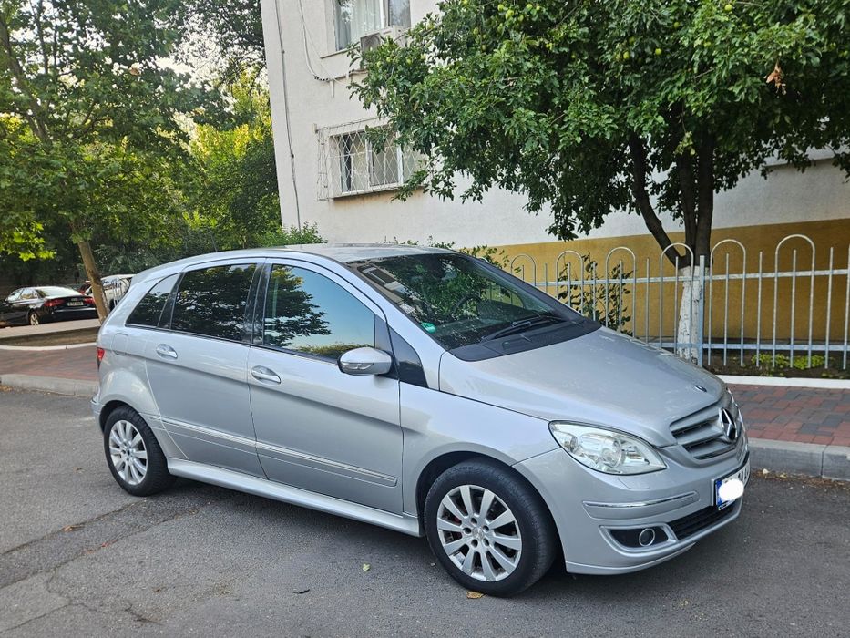 Mercedes B class
