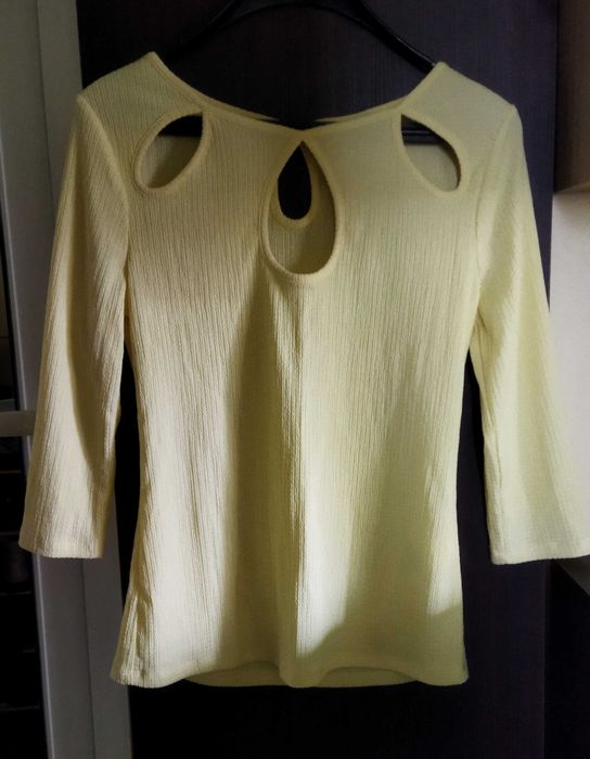 Блуза с три четвърти ръкав