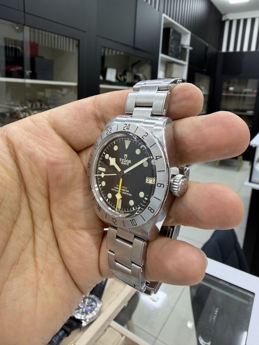 Tudor Black Bay GMT