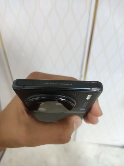 Продам Vivo x90 pro
