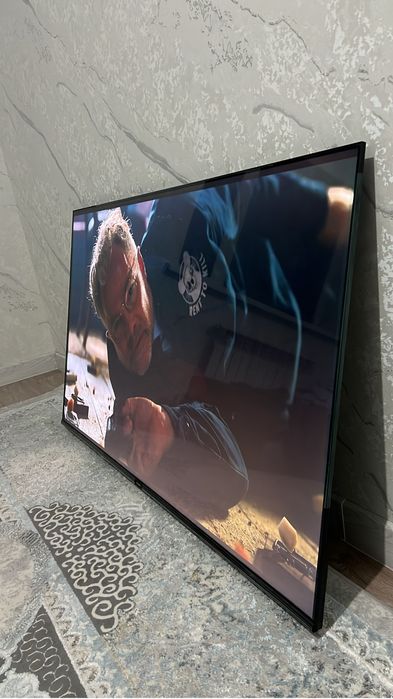 Продам телевизор Самсунг 75 дюйм