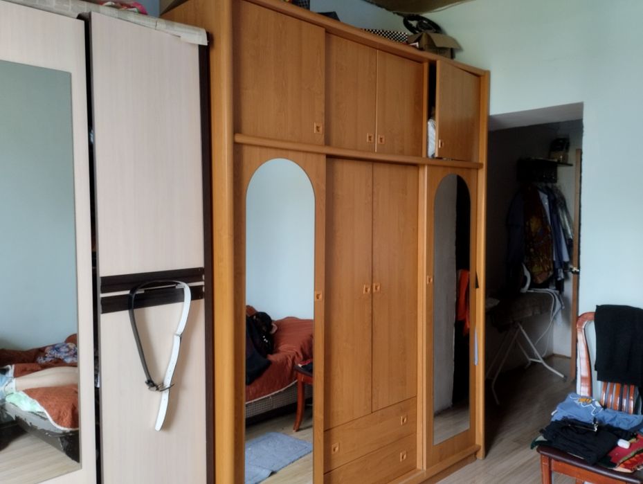 Продам срочно дом(часть дома )