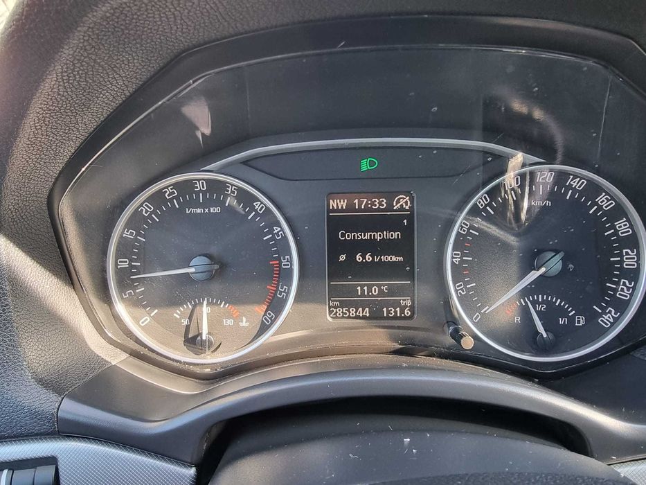 SKODA Octavia 2012 — imagine 4