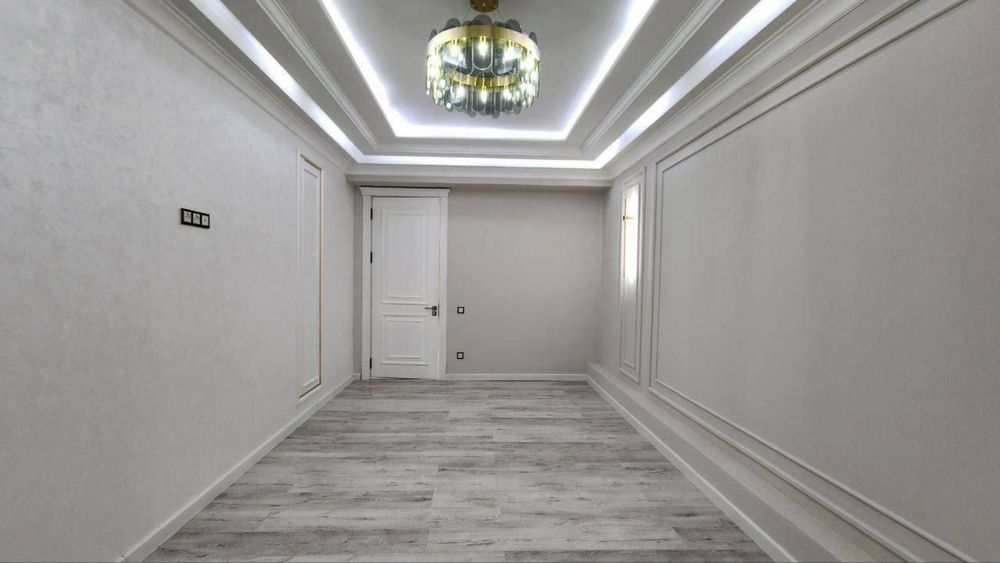 Продается 3 ком. Квартира в полуподвале в Мархабо площадью 78 кв.м.